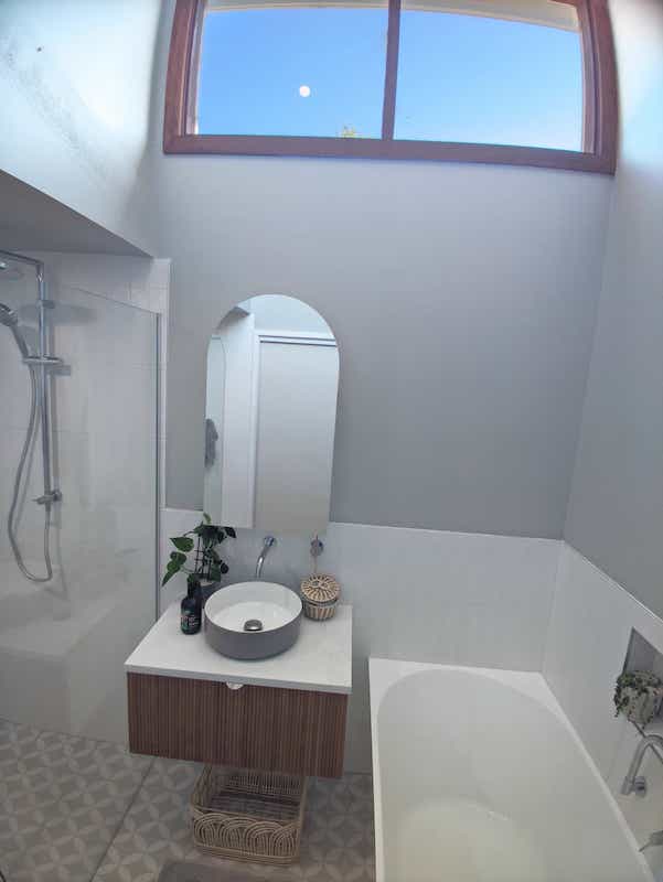 Photo of new bathtub and sink